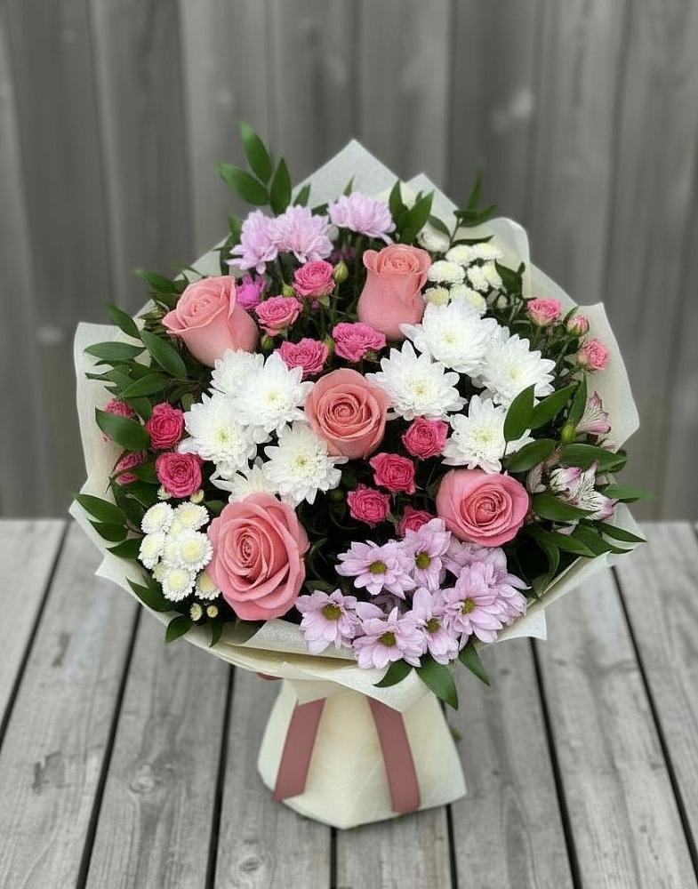 Букет цветов из: Альстромерии, Гвоздики, Розы и Хризантемы в Старой Купавне
