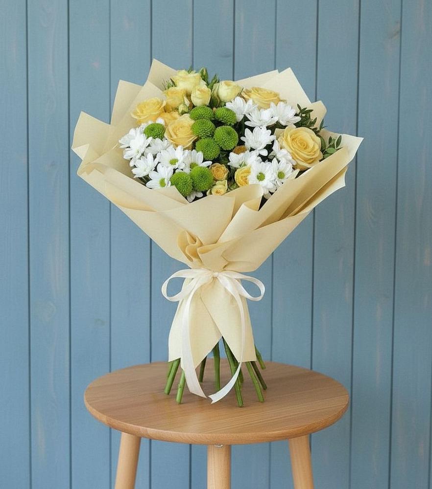 Букет цветов из: Хризантемы и Розы в Старой Купавне