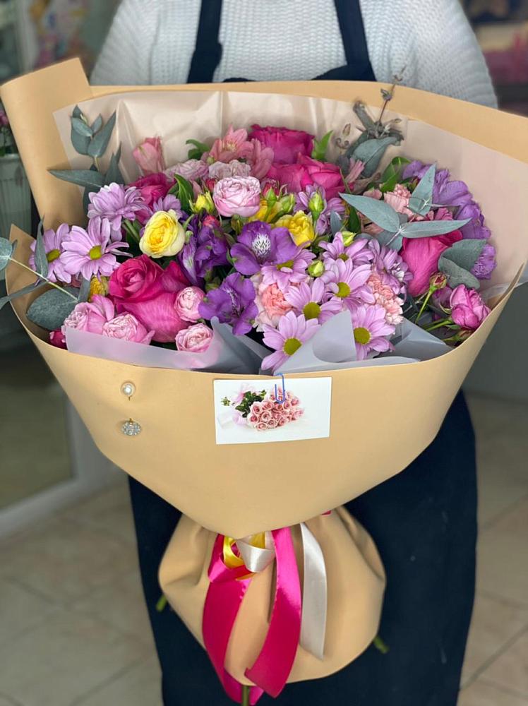 Букет цветов из: Хризантемы, Гвоздики и Альстромерии в Старой Купавне