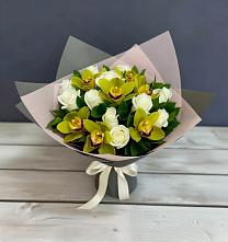 Букет цветов из:  Орхидеи и Розы в Старой Купавне