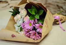 Букет цветов из:  Розы и Хризантемы #REPLACE_PRED# Старой Купавне