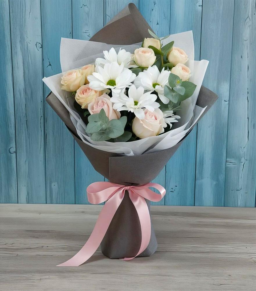 Букет цветов из: Хризантемы и Розы в Старой Купавне