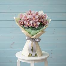 Букет цветов из:  Орхидеи и Розы в Старой Купавне