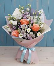 Букет цветов из:  Лизиантусы, Розы, Альстромерии и Гипсофила в Старой Купавне