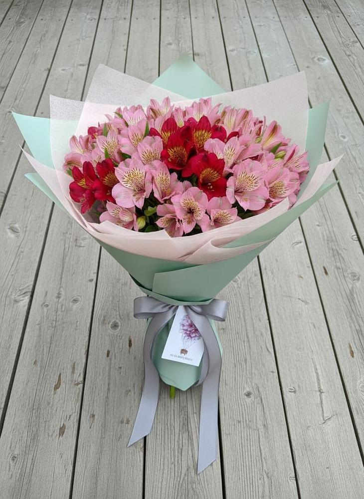 Букет цветов из: Альстромерии в Старой Купавне