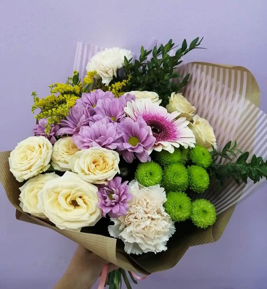 Букет цветов из: Хризантемы, Розы, Гвоздики и Герберы в Старой Купавне