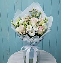 Букет цветов из:  Розы и Лизиантусы #REPLACE_PRED# Старой Купавне