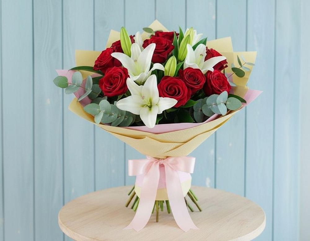 Букет цветов из: Лилии и Розы в Старой Купавне