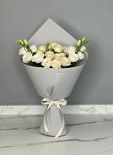 Букет цветов из:  Розы и Лизиантусы в Старой Купавне